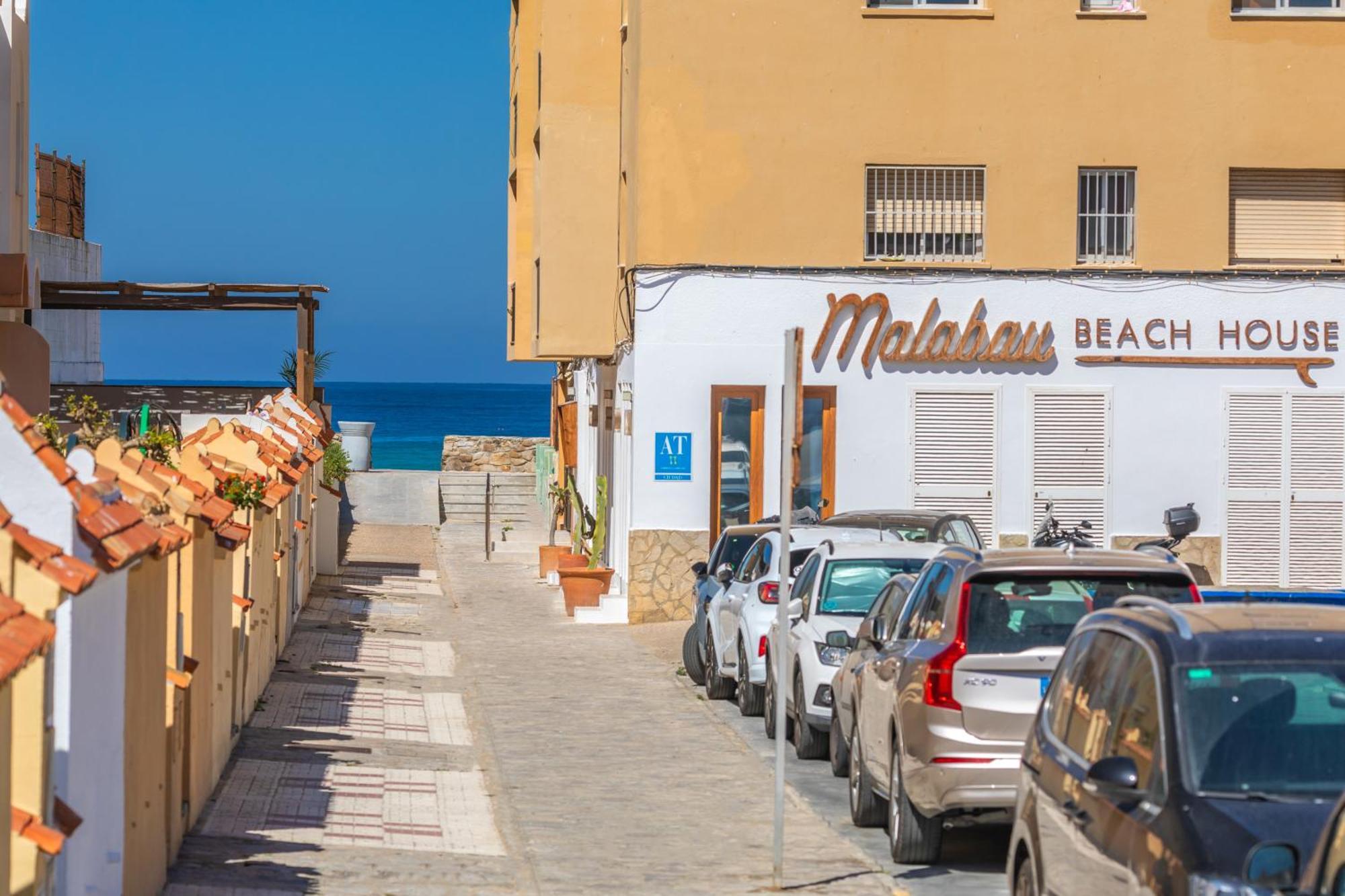 טריפה Malabau Beach House מראה חיצוני תמונה